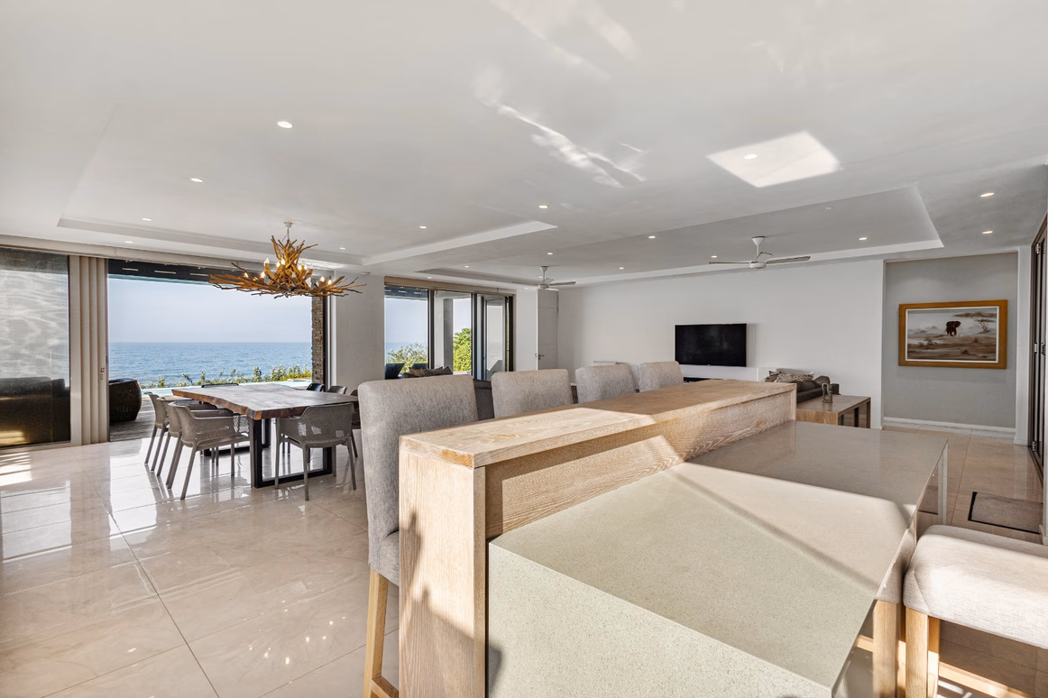 12 Milkwood Street, Zimbali Estate — gallery photograph 9 of 53